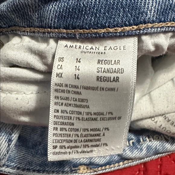 American Eagle Outfitters mom straight Jeans size 14 - Picture 5 of 5